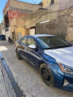 هیوندای ئەلەنترا